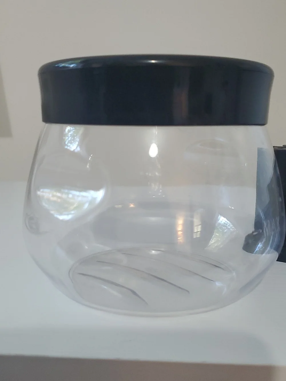 Gently Used Makeup Brush Cleaner Collars
